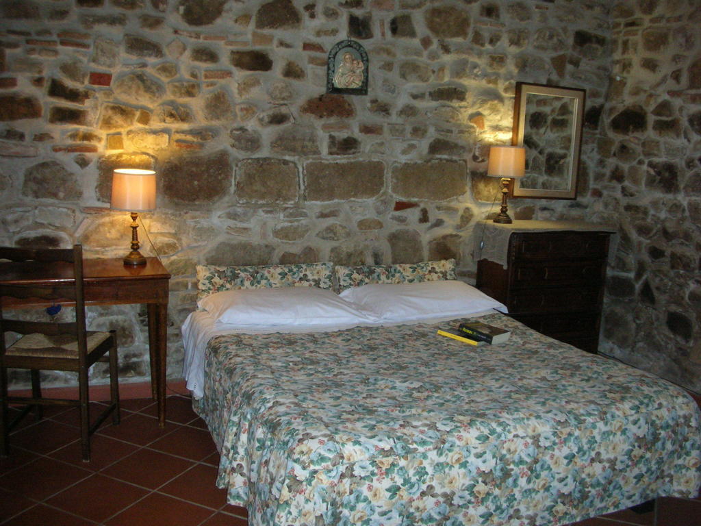 Podere Le Chiuse Сована Экстерьер фото
