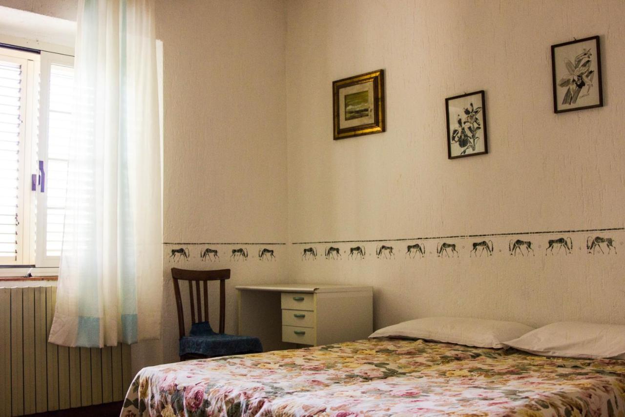 Podere Le Chiuse Сована Экстерьер фото